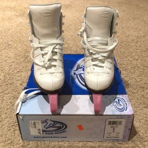 Patins Gam Girls Skates Size 2 White